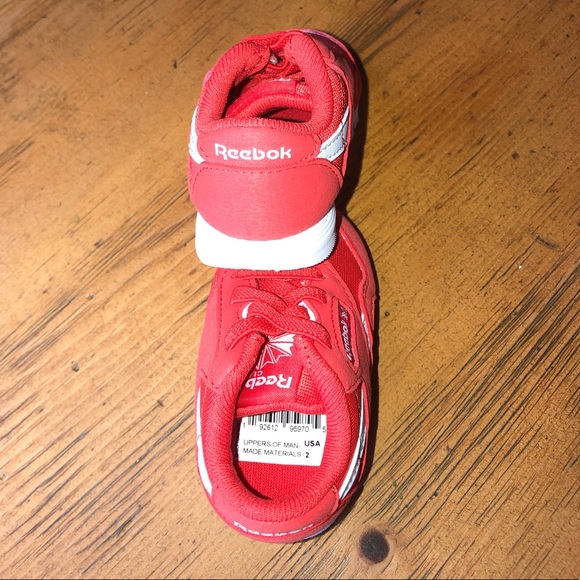 SOLD!! Red Reebok Infant Classic Shoes Size 2 - Picture 4 of 5